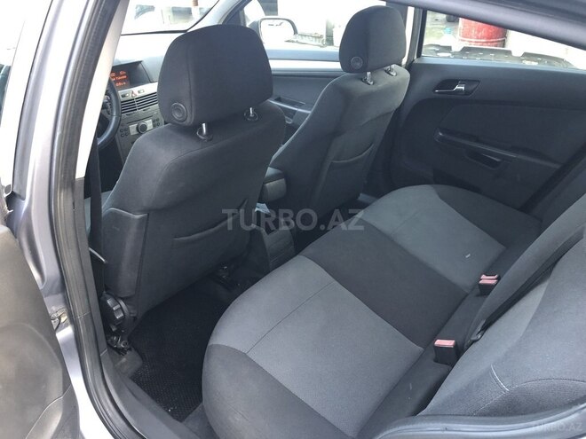 Opel Astra 2006, 238,000 km - 1.3 l - Bakı