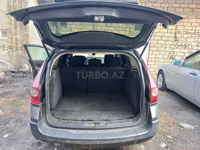Renault Megane 2005, 250,000 km - 1.6 l - Gəncə