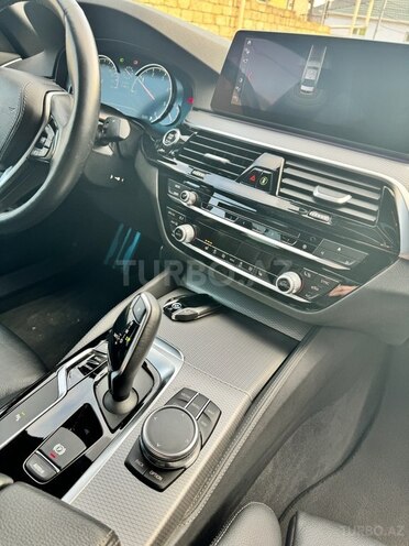 BMW 520 2018, 129,428 km - 2.0 l - Bakı