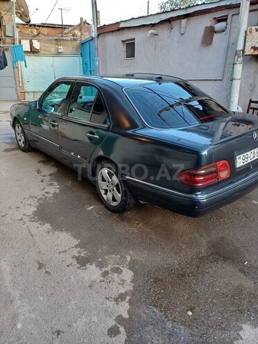 Mercedes E 220 d 1998, 120,000 km - 2.2 l - Bakı