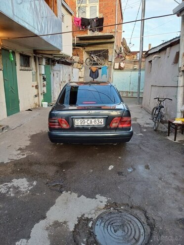 Mercedes E 220 d 1998, 120,000 km - 2.2 l - Bakı