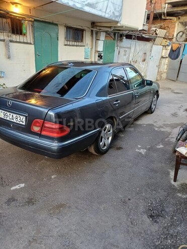 Mercedes E 220 d 1998, 120,000 km - 2.2 l - Bakı