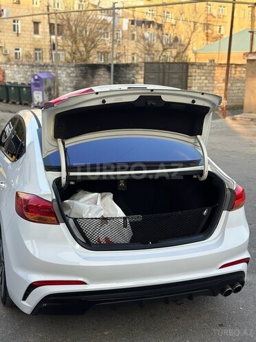 Hyundai Elantra 2018, 120,701 km - 1.6 l - Bakı