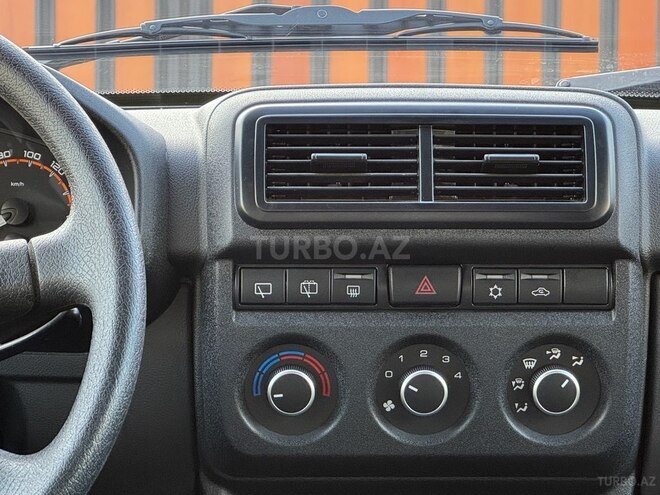 LADA (VAZ) Niva 2023, 13,000 km - 1.7 l - Bakı