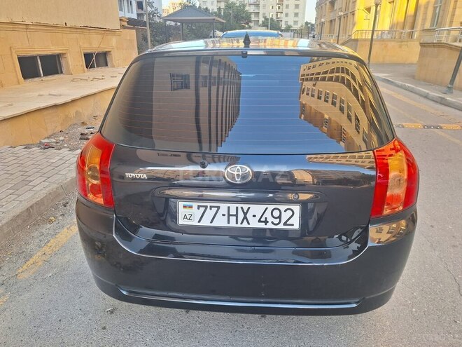 Toyota Corolla 2006, 304,000 km - 1.4 l - Bakı