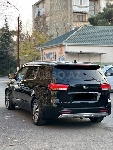 Kia Carnival 2016, 274,000 km - 2.2 l - Bakı