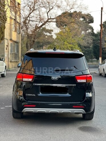 Kia Carnival 2016, 274,000 km - 2.2 l - Bakı