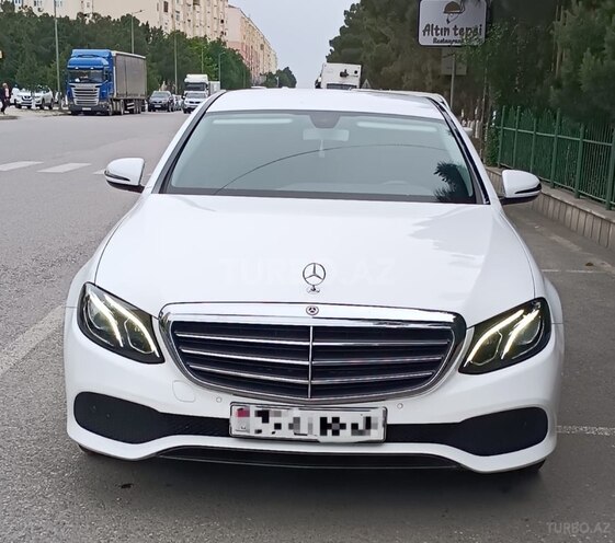 Mercedes E 220 d 2019, 189,500 km - 2.0 l - Bakı