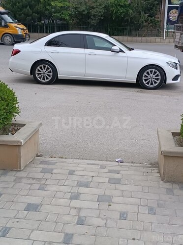 Mercedes E 220 d 2019, 189,500 km - 2.0 l - Bakı