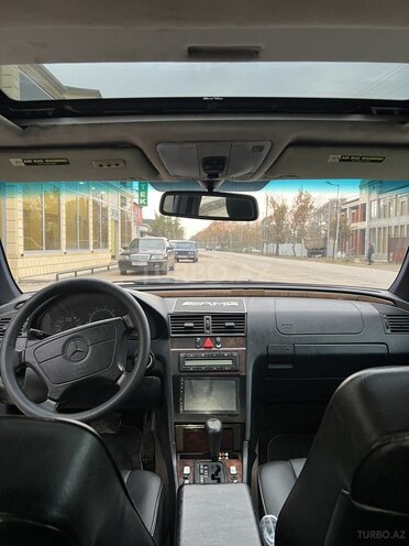 Mercedes C 230 1997, 320,000 km - 2.3 л - Masallı