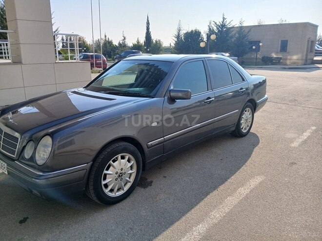 Mercedes E 240 1997, 425,805 km - 2.4 l - Sabirabad