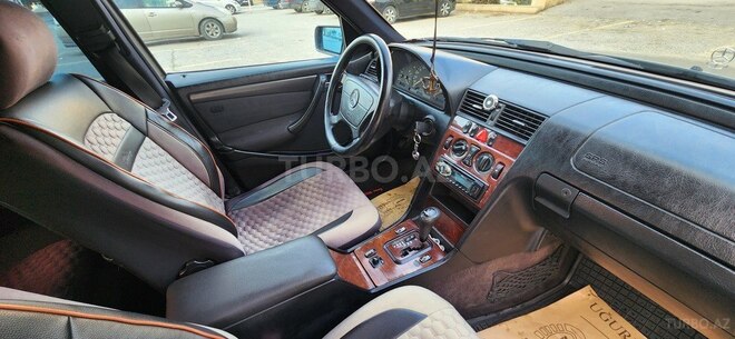 Mercedes C 180 1999, 407,000 km - 1.8 l - Bakı