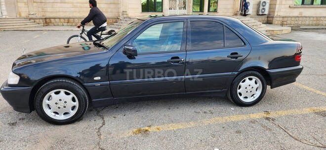 Mercedes C 180 1999, 407,000 km - 1.8 l - Bakı