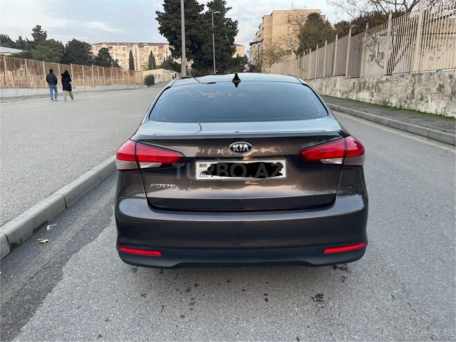 Kia Forte 2017, 130,000 km - 2.0 l - Bakı