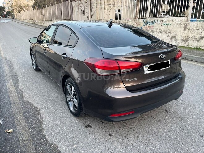 Kia Forte 2017, 130,000 km - 2.0 l - Bakı