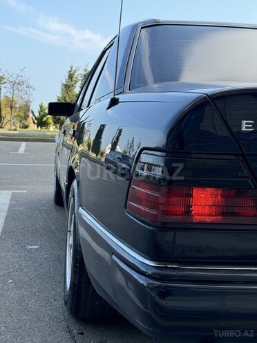 Mercedes E 220 1995, 440,230 km - 2.2 l - Bakı