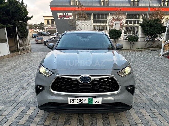 Toyota Highlander 2023, 41,000 km - 2.5 l - Bakı