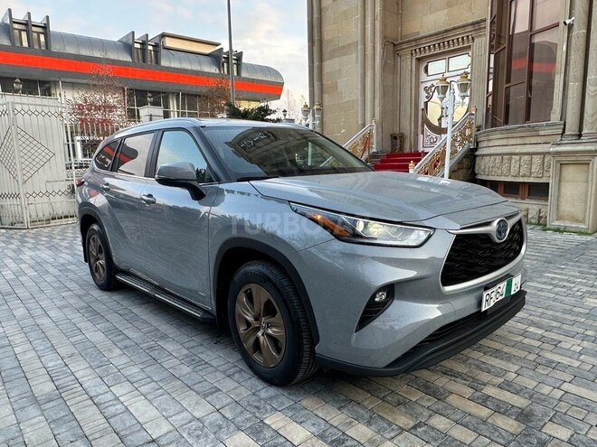 Toyota Highlander 2023, 41,000 km - 2.5 l - Bakı