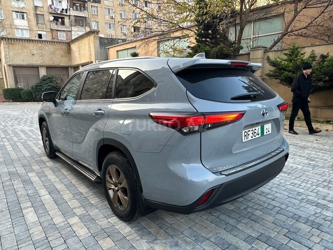 Toyota Highlander 2023, 41,000 km - 2.5 l - Bakı