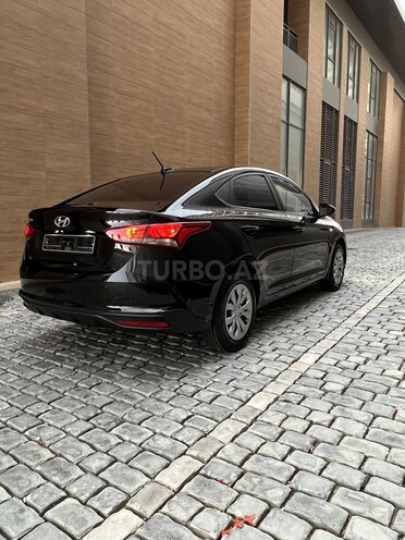 Hyundai Accent 2022, 70,000 km - 1.6 l - Bakı