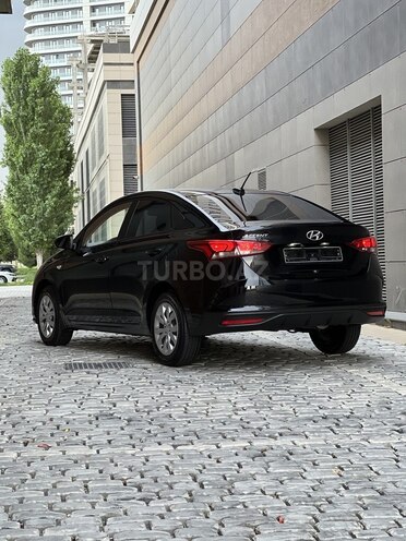 Hyundai Accent 2022, 70,000 km - 1.6 l - Bakı