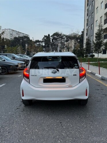 Toyota Aqua 2017, 123,000 km - 1.5 l - Bakı