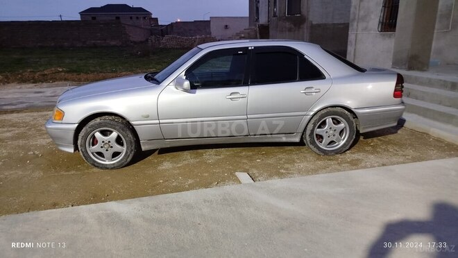 Mercedes C 180 1998, 379,301 km - 1.8 l - Xudat