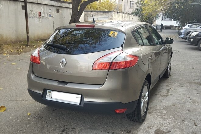 Renault Megane 2014, 172,000 km - 1.6 l - Bakı