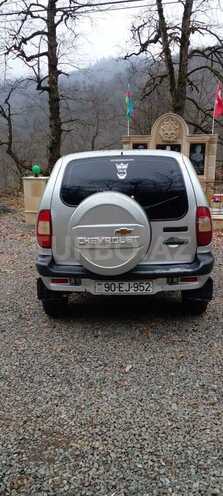 Chevrolet Niva 2004, 363,000 km - 1.7 l - Lerik