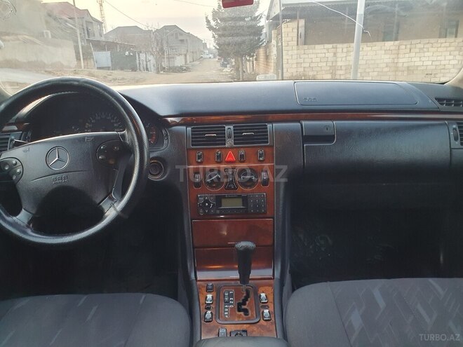 Mercedes E 220 d 1998, 560,000 km - 2.2 l - Xırdalan