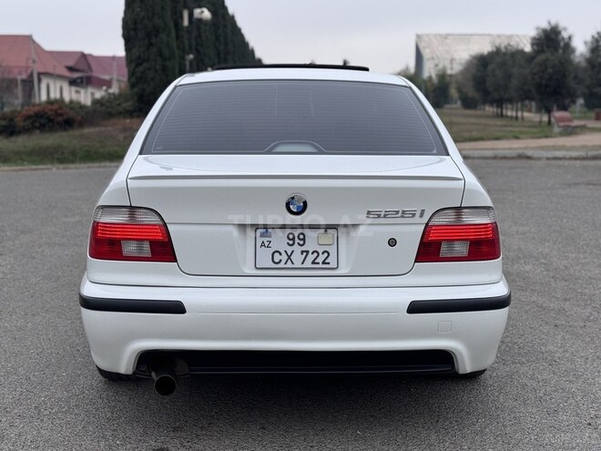 BMW 525 2001, 240,000 km - 2.5 л - Bakı