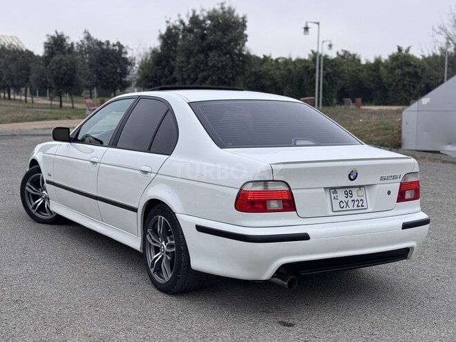 BMW 525 2001, 240,000 km - 2.5 л - Bakı