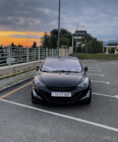Hyundai Elantra 2015, 188,000 km - 1.8 л - Qəbələ