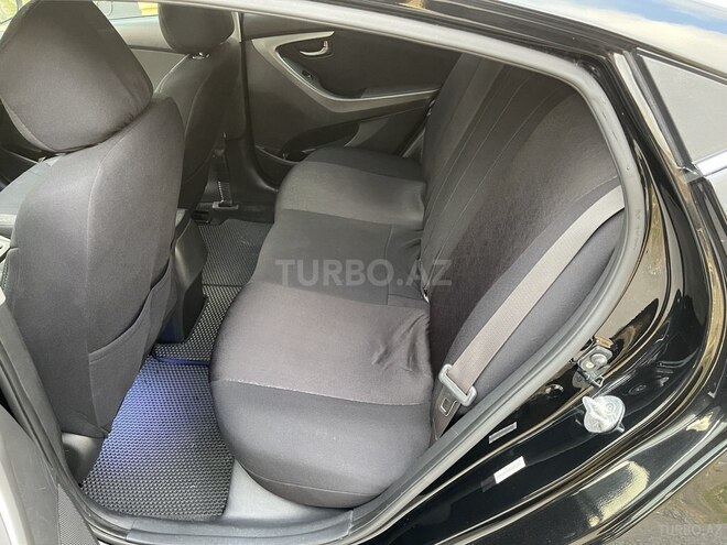 Hyundai Elantra 2015, 188,000 km - 1.8 л - Qəbələ