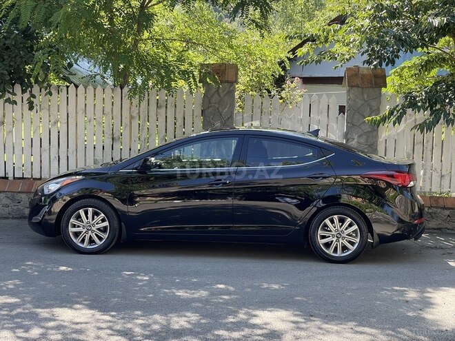 Hyundai Elantra 2015, 188,000 km - 1.8 л - Qəbələ