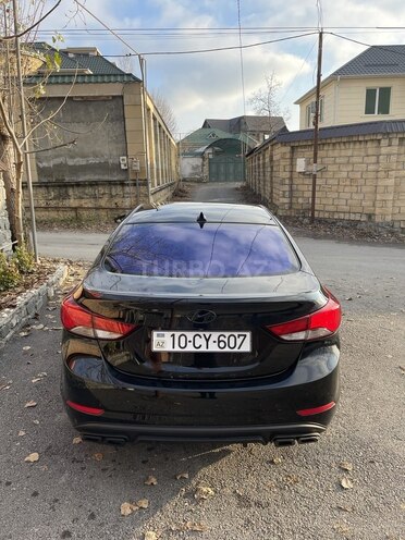 Hyundai Elantra 2015, 188,000 km - 1.8 л - Qəbələ