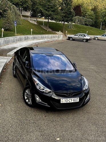 Hyundai Elantra 2015, 188,000 km - 1.8 л - Qəbələ