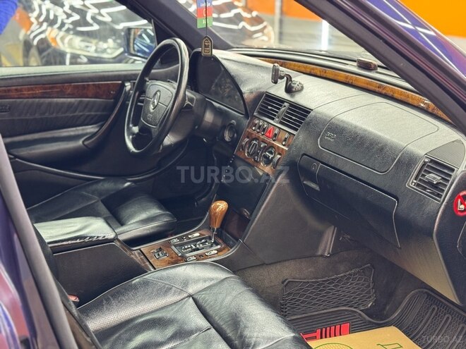 Mercedes C 230 1999, 247,000 km - 2.3 l - Bakı