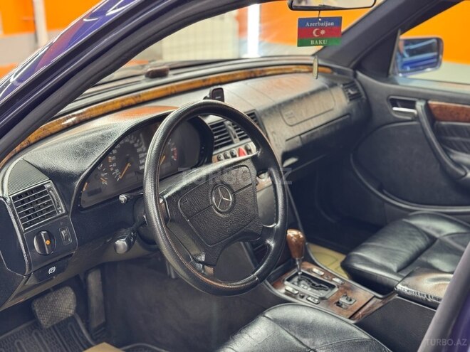 Mercedes C 230 1999, 247,000 km - 2.3 l - Bakı