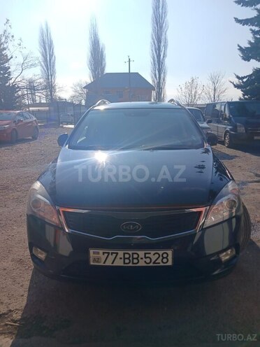 Kia Ceed 2010, 210,000 km - 1.6 l - Şəki