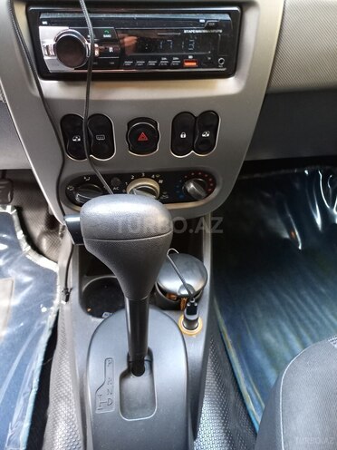 Renault Logan 2011, 237,000 km - 1.6 l - Bakı