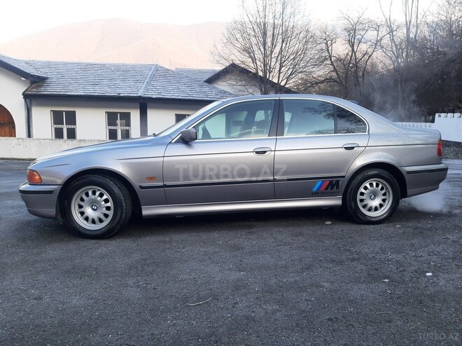 BMW 520 1997, 242,000 km - 2.0 л - Şəki