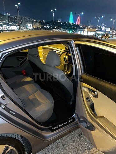 Hyundai Elantra 2014, 178,000 km - 1.8 l - Bakı