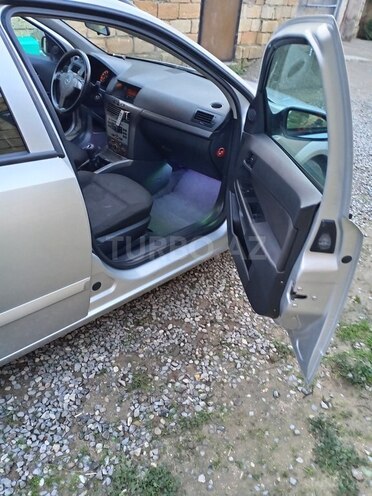 Opel Astra 2004, 332,180 km - 2.2 l - Bakı
