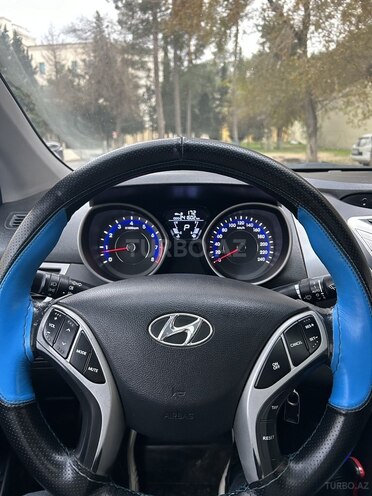 Hyundai Elantra 2011, 240,000 km - 1.8 л - Bakı