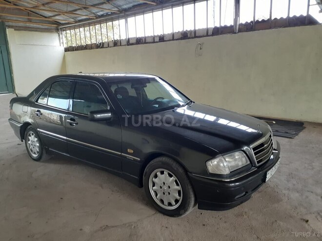 Mercedes C 240 1999, 180,000 km - 2.4 л - Ağstafa
