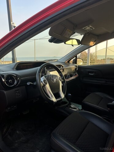 Toyota Aqua 2015, 111,000 km - 1.5 l - Bakı