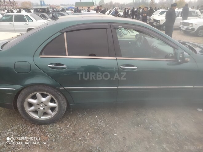 Mercedes C 240 2001, 230,000 km - 2.6 l - Ağcabədi