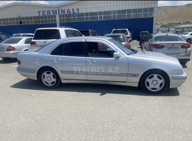 Mercedes E 220 d 2002, 964,963 km - 2.2 l - Bakı