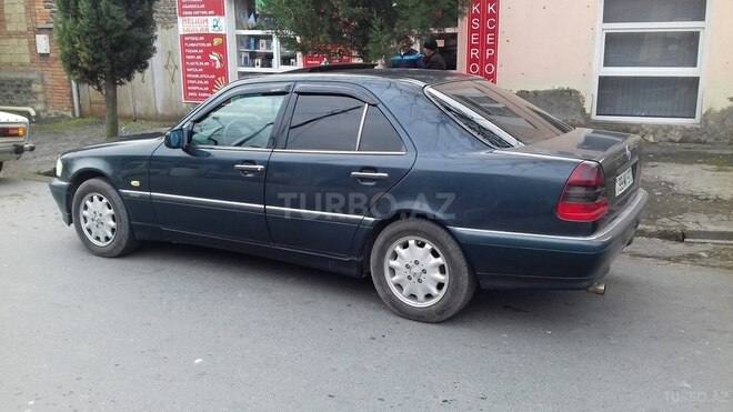 Mercedes C 180 1999, 267,854 km - 1.8 l - Zaqatala